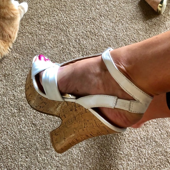 Sandals - Picture 2 of 6